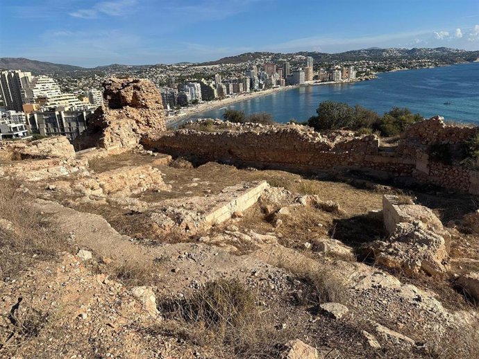 Las excavaciones del MARQ en la Pobla d'Ifac sacan a la luz restos de dos viviendas medievales del siglo XIV