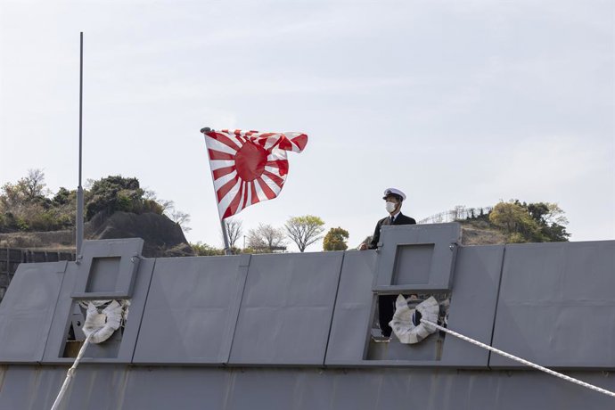 Archivo - Arquivo - Imagem de arquivo de uma bandeira militar japonesa.