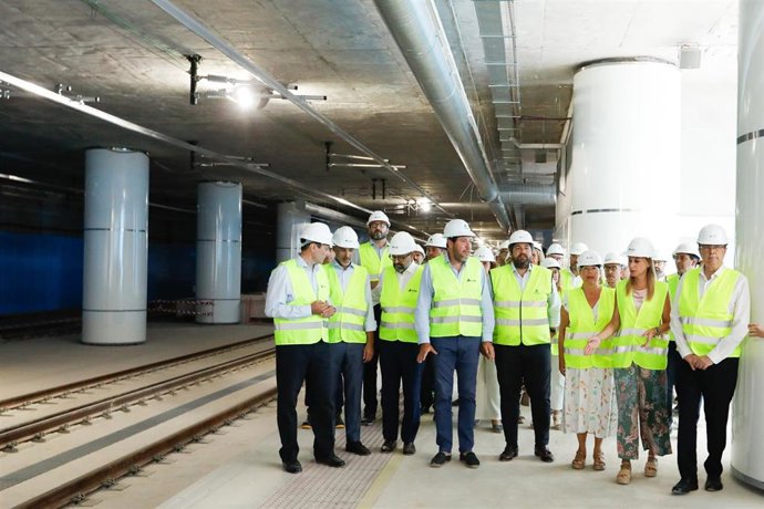 El ministro de Transportes y Movilidad Sostenible, Óscar Puente, visita las obras de la nueva estación de tren Murcia del Carmen junto al presidente de la Región, Fernando López Miras, y el alcalde de Murcia, José Ballesta