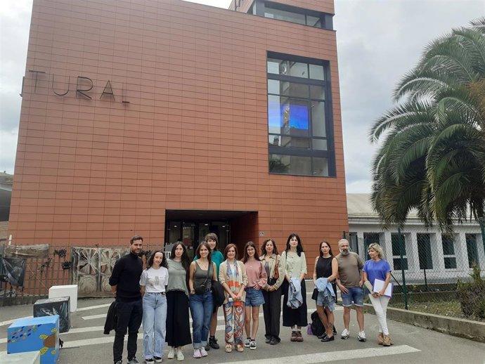 Presentación de los proyectos que han resultado beneficiarios de las ayudas a la producción artística.