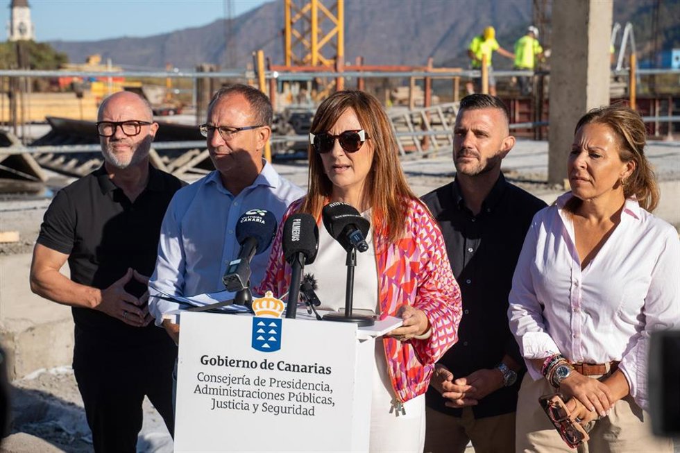 La consejera de Presidencia del Gobierno de Canarias, Lady Barreto, en la presentación del acuerdo para adquirir 16 viviendas en El Paso