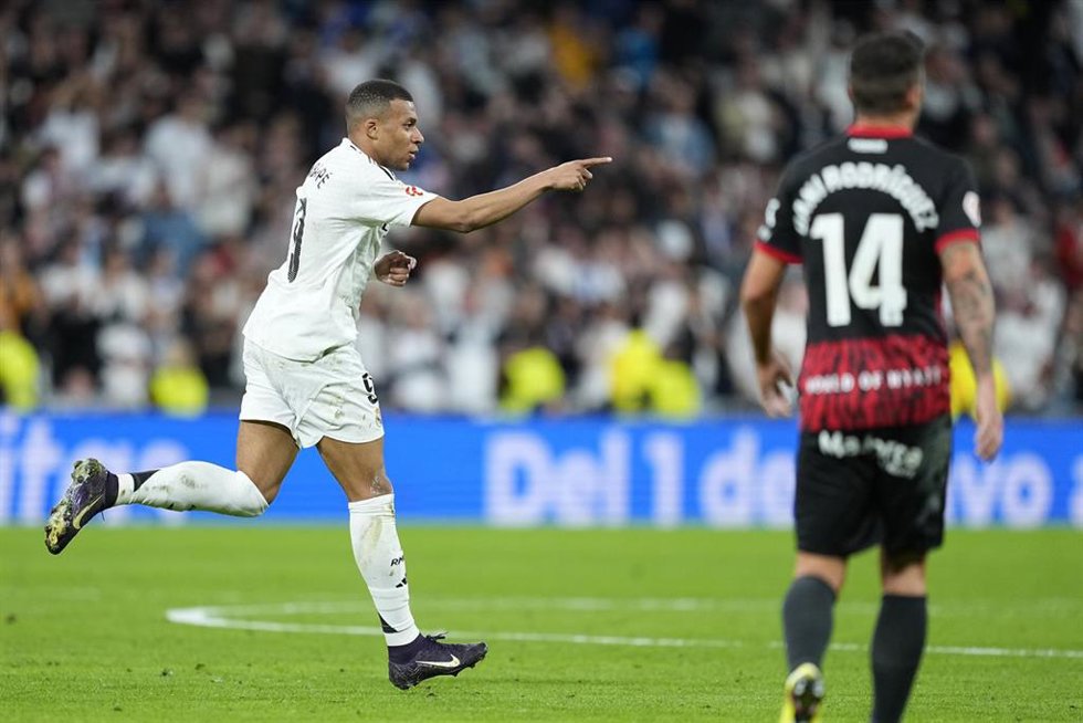 Archivo - Kylian Mbappé celebra su gol en el Real Madrid-RCD Mallorca de LaLiga EA Sports 24-25