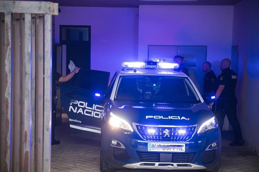 Archivo - Agentes de la policía nacional. Foto de archivo