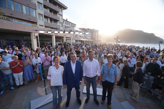 Acto de inicio del curso político del PNV en Zarautz (Gipuzkoa)