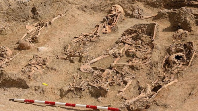 Hallados restos óseos del siglo XIX en las obras de un parking de Chamberí