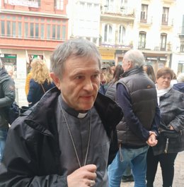 Archivo - El obispo de Bilbao, Joseba Segura