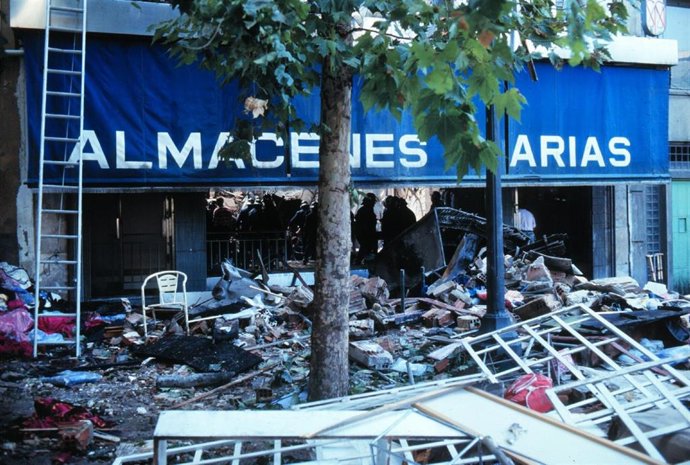 Archivo - Archivo.- Incendio en los Almacenes Arias