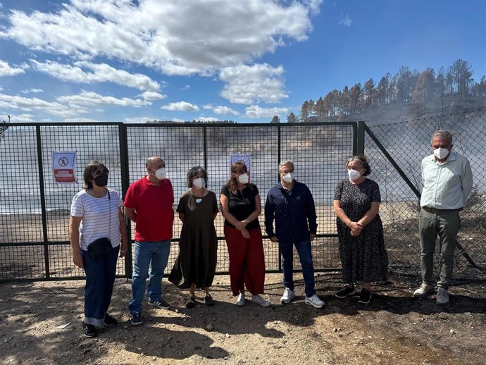 El presidente provincial, Luis Menor, en el vertedero de A Rúa.