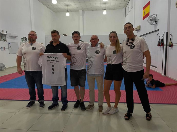 Inauguración del nuevo centro deportivo del Club Baekhola Taekwondo.
