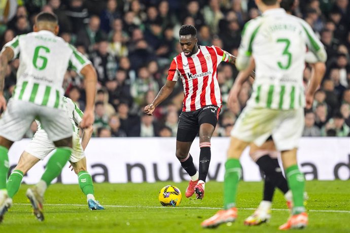 Archivo - Inaki Williams of Athletic Club in action during the Spanish league, LaLiga EA Sports, football match played between Real Betis and Athletic Club at Benito Villamarin stadium on February 2, 2025, in Sevilla, Spain.