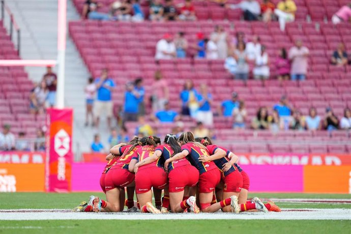 Archivo - Las 'Leonas' de rugby XV lidian con Irlanda en su segundo choque del Mundial.