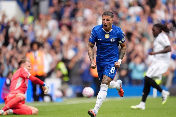 30 August 2025, United Kingdom, London: Chelsea's Enzo Fernandez celebrates scoring their side's second goal of the game from the penalty spot during the English Premier League match between Chelsea and Fulham at Stamford Bridge. Photo: Adam Davy/PA Wire/