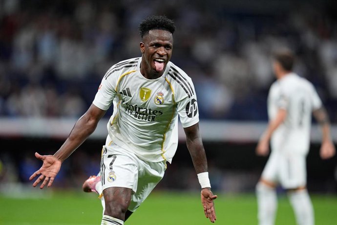 Vinícius Junior celebra el 2-1 en el Real Madrid-RCD Mallorca de LaLiga EA Sports 25-26