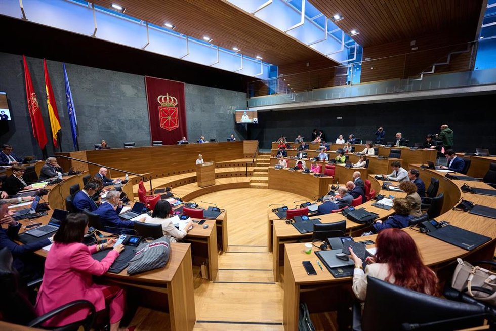 Archivo - Pleno del Parlamento de Navarra.