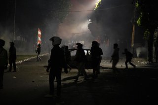 August 29, 2025, Central Jakarta, Jakarta, Indonesia: Jakarta, Indonesia, 29 August 2025 : Riots in Kwitang, Jakarta, Indonesia in front of Brigade Mobile Police HQ. Riots occured in Jakarta, Indonesia and many other region because of the controversial In