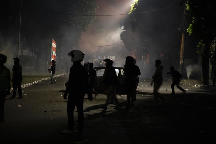 August 29, 2025, Central Jakarta, Jakarta, Indonesia: Jakarta, Indonesia, 29 August 2025 : Riots in Kwitang, Jakarta, Indonesia in front of Brigade Mobile Police HQ. Riots occured in Jakarta, Indonesia and many other region because of the controversial In