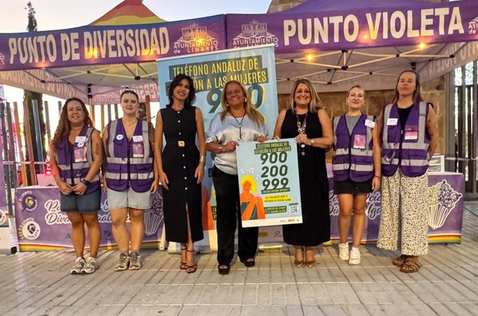 Imagen el Punto Violeya y de Diversidad en el Real Feria y Fiestas de San Agustín en Linares (Jaén).