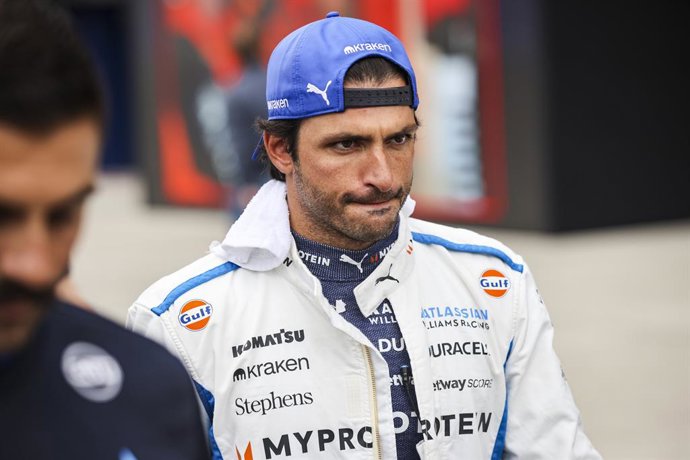 SAINZ Carlos (spa), Williams Racing FW47, portrait during the 2025 Formula 1 Lenovo Hungarian Grand Prix, 14th round of the 2025 FIA Formula One World Championship from August 1 to 3, 2025 on the Hungaroring, in Mogyorod, Hungary - Photo Xavier Bonilla / 