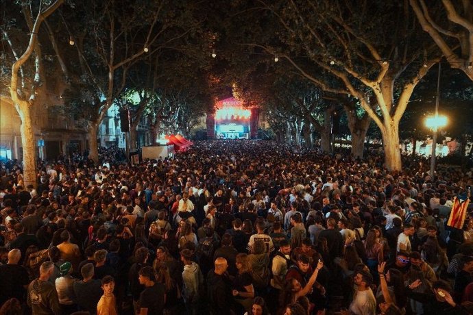 El festival Acústica de Figueres tanca la seva 22a edició amb 120.000 espectadors