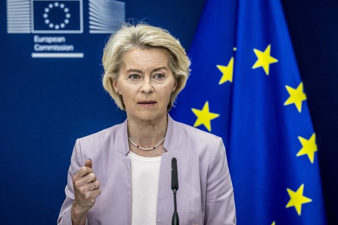 August 17, 2025: Ukrainian President Volodymyr Zelenskyy addresses the press alongside European Commission President Ursula von der Leyen in Brussels, Belgium, Sunday, 17.08.2025. Zelenskyy affirms that the United States fully supports Ukraine and dismiss