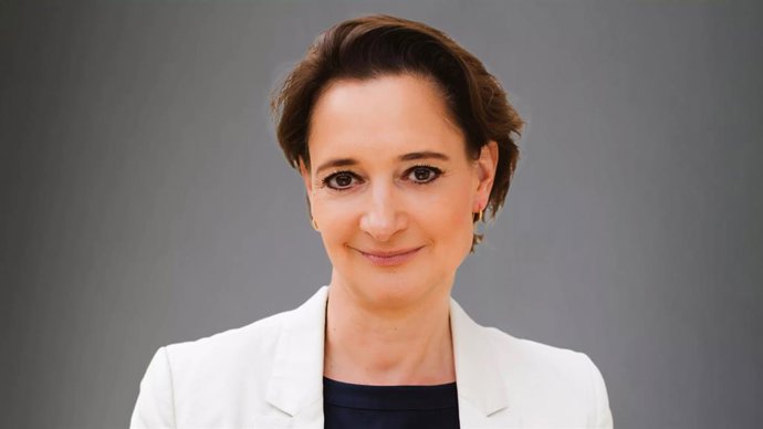 Katrin Adt, nombrada nueva consejera delegada de Dacia, en sustitución de Denis Le Vot