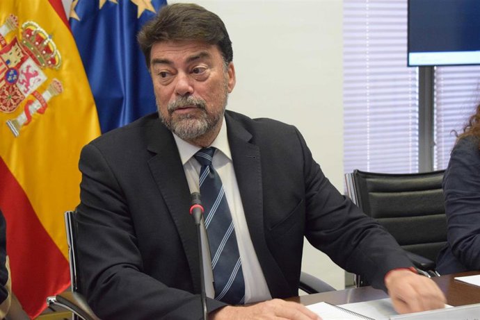 Archivo - El alcalde de Alicante, Luis Barcala