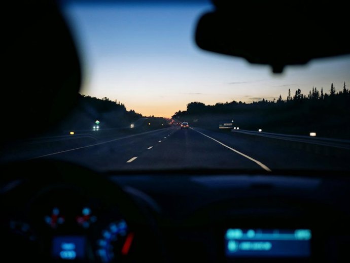 O que significa a nova placa DGT que controlará a distância de segurança com radares: como calculá-la?