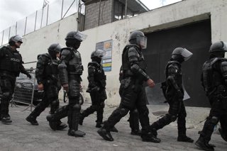 Archivo - Despliegue de las fuerzas de seguridad en Ecuador