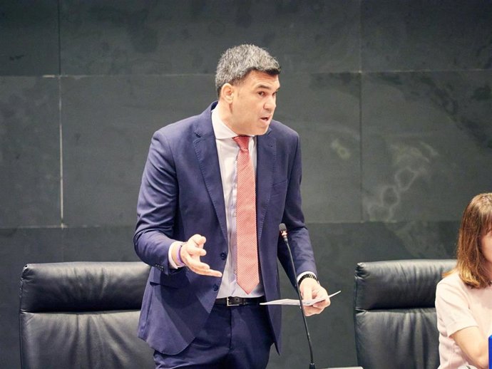 Archivo - El presidente del PP de Navarra, Javier García.