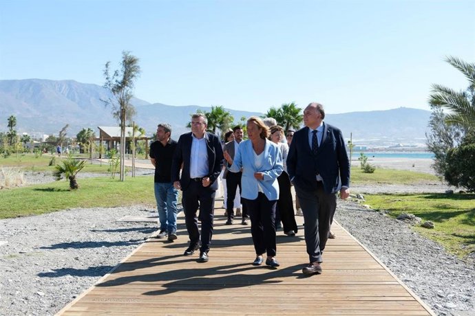 Visita de Gobierno, Junta y Ayuntamiento de Motril a la senda litoral