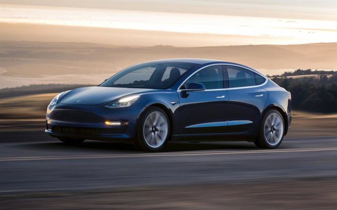 Archivo - Tesla Model 3 es el vehículo eléctrico más vendido en agosto y el Kia EV3 ocupa el segundo puesto.