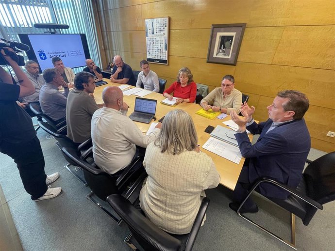 Reunión del Consejero Medio Rural con las organizaciones agrarias URA, UCA, USAGA y COAG