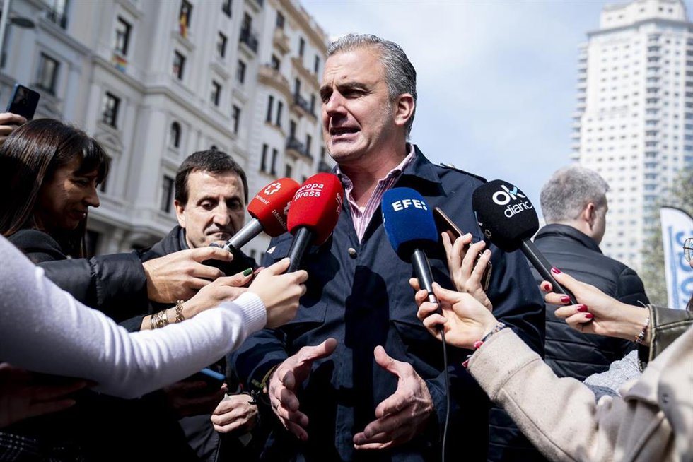 Archivo - El portavoz de VOX en la Asamblea de Madrid, Javier Ortega Smith.