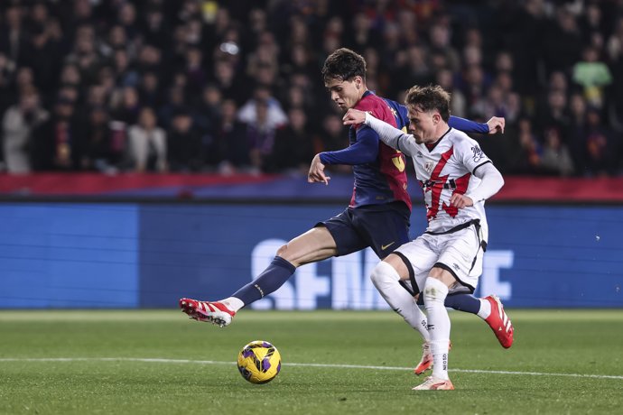 Héctor Fort durante un partido con el FC Barcelona