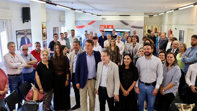 Besteiro arranca el curso con sus alcaldes y alcaldesas.