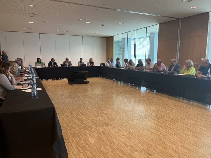 El alcalde de Lleida, Fèlix Larrosa, propone en el Fòrum Secore incorporar un servicio de inserción laboral en la Oficina Única de la campaña agraria