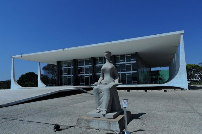 Archivo - September 17, 2024, Brasilia, Distrito Federal, Brasil: Brasilia (DF), 09/16/2024 - POLITICS/HEADQUARTERS/STF - Facade of the headquarters of the Supreme Federal Court (STF), in Brasilia, this Tuesday, September 17, 2024. (Foto: Leandro Chemalle
