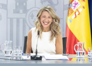 Archivo - La vicepresidenta segunda y ministra de Trabajo y Economía Social, Yolanda Díaz, durante una rueda de prensa tras el Consejo de Ministros, a 29 de julio de 2025, en Madrid (España). El Gobierno ha aprobado en el último Consejo de Ministros del c