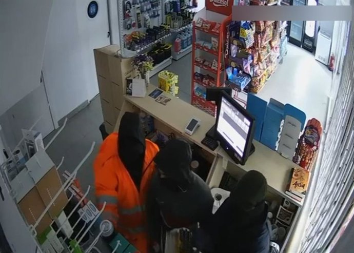 Imagen de uno de los robos cometidos por siete personas detenidas por la Guardia Civil.