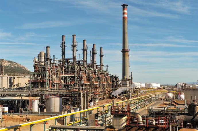 Archivo - Repsol Puertollano.