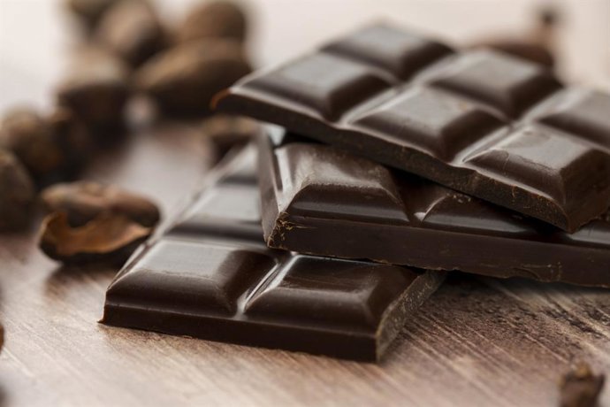Archivo - Chocolate negro.