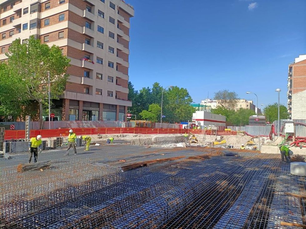 Archivo - Obras de la Línea 11 de Metro en Palos de la Frontera