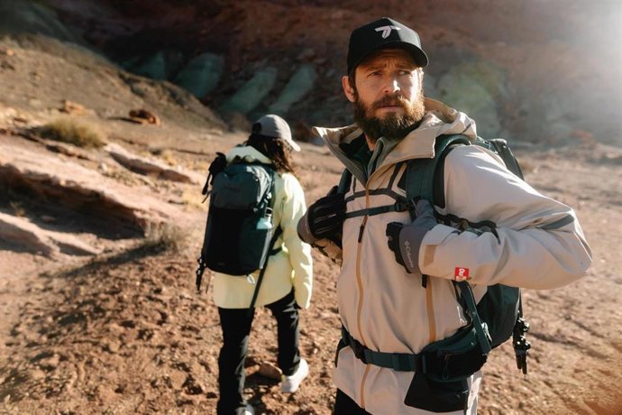 Columbia inaugura la temporada de otoño-invierno de 2025 con la colección Titanium Hike.