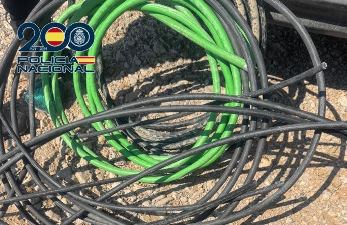 Detenido en Torrent (Valencia) por robar 20 kilos de cable de fibra y comunicación de vías de alta velocidad