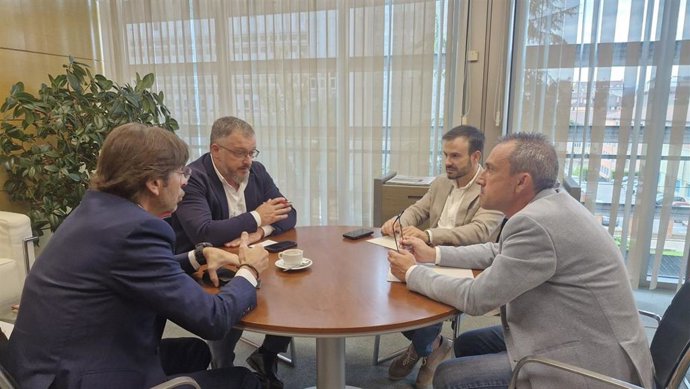 Reunión de Ovidio Zapico con empresarios