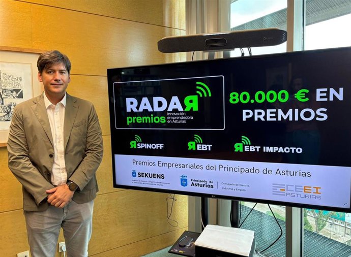 El consejero de Ciencia, Industria y Empleo, Borja Sánchez, presenta la quinta edición de los Premios Radar.