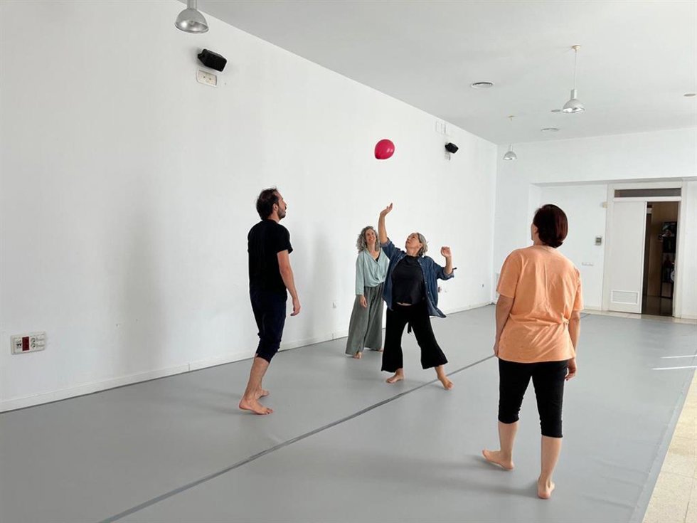 La Diputación de Cáceres y Aupex impulsan la formación en danza comunitaria con el proyecto AcercaDanza Lab en Casar de Cáceres