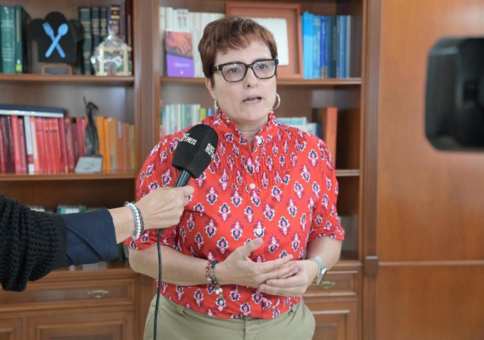 La consejera de Bienestar Social, Igualdad, Juventud, Infancia y Familias, Candelaria Delgado