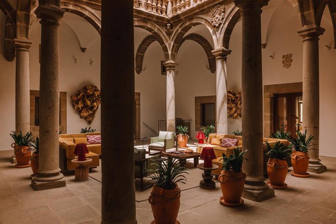 El Hotel Palacio de Godoy Cáceres, Curio Collection by Hilton