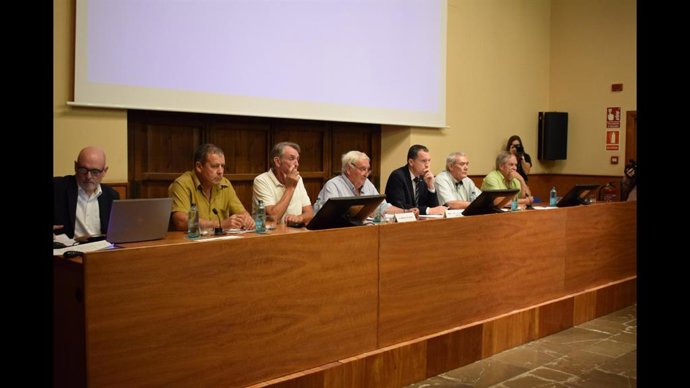 Assemblea de la Comunitat de Regants dels Canals d'Urgell, amb el conseller d'Agricultura, Ramaderia, Pesca i Alimentació de la Generalitat, Òscar Ordeig